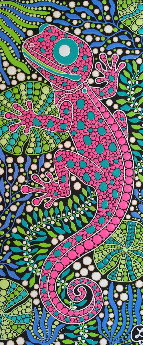 Pink Lizard by Oxana Lazari