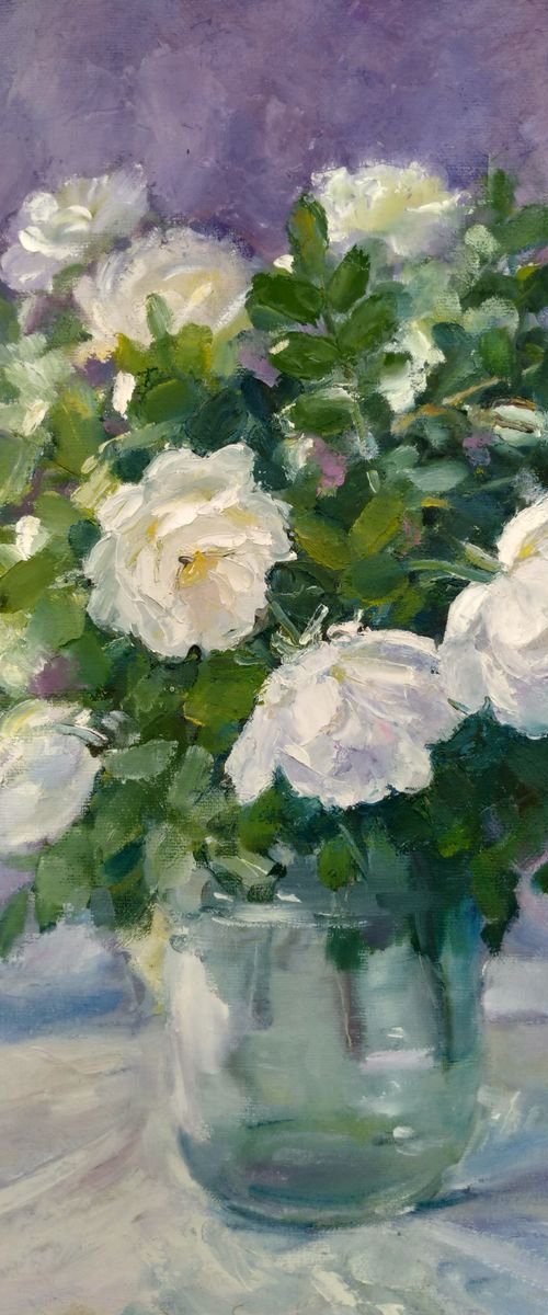 Garden roses by Valentina Andrukhova