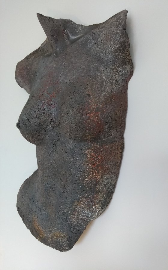 Raku Torso Large 40