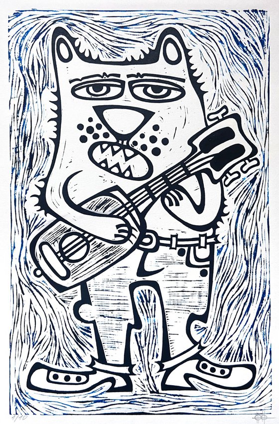 Сat with guitar