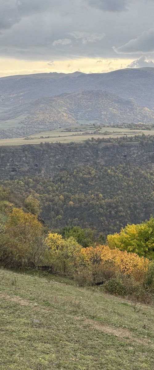 Autumn landscape by Tigran Avetyan
