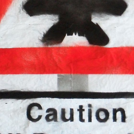 CAUTION (ON AN URBOX.)