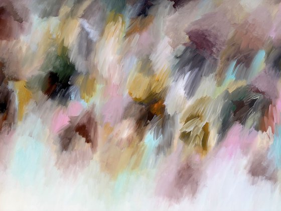 Dancing Colours in Mist