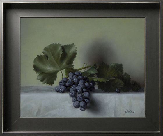 Black grapes, 40x50cm, oil on canvas, 2018, classic original still life