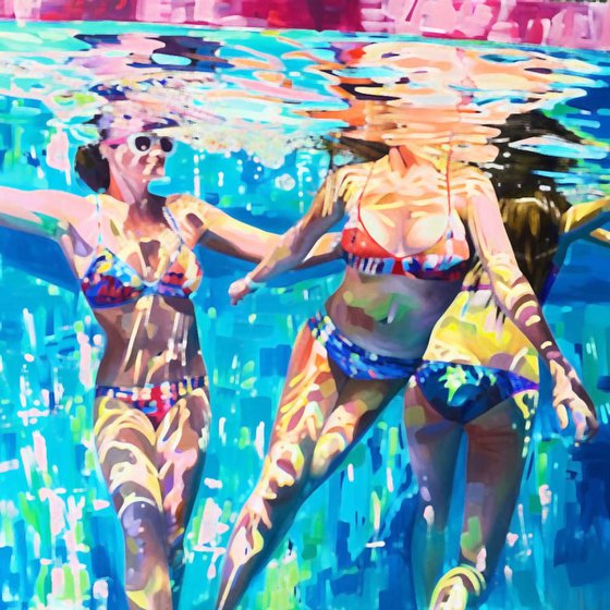 Women in the swimming pool