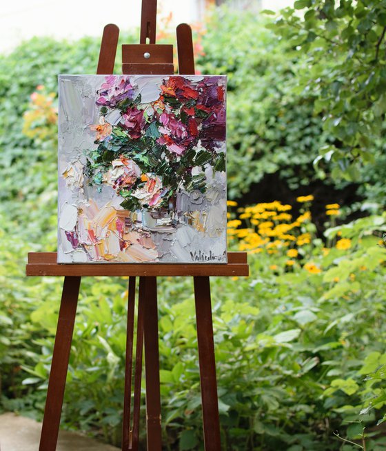 Summer roses in a vase  Still life painting - Original impasto oil painting