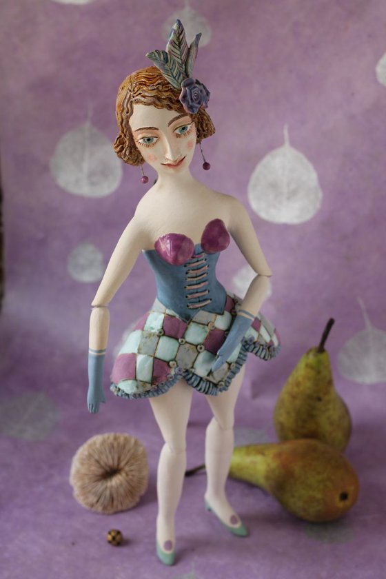 From the Cabaret girls, Girl in blue gloves. Wall sculpture by Elya Yalonetski