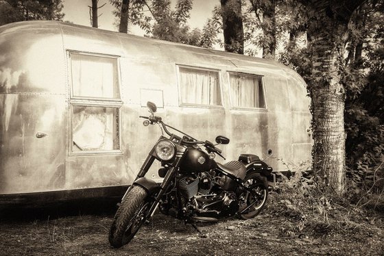 HARLEY AND AIRSTREAM