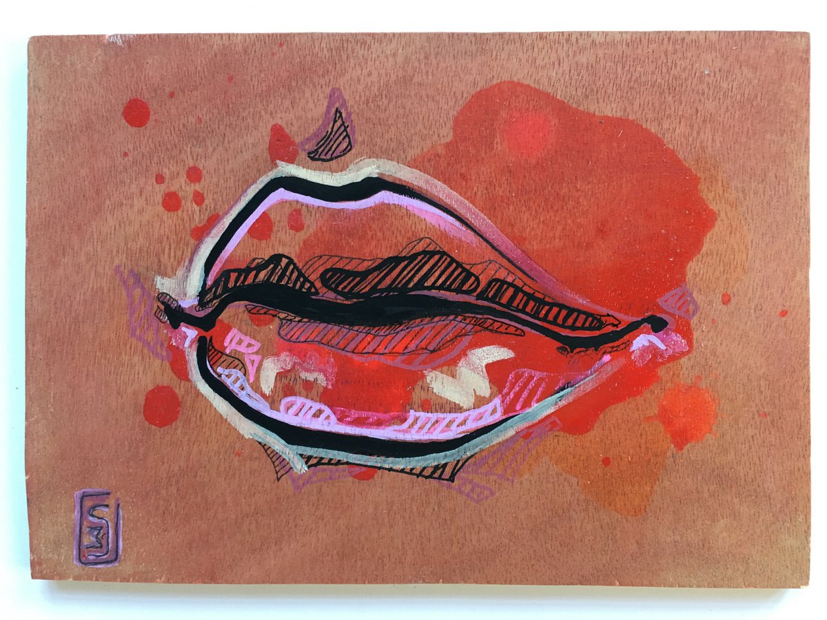 Pink lips on wood by Monique van Steen