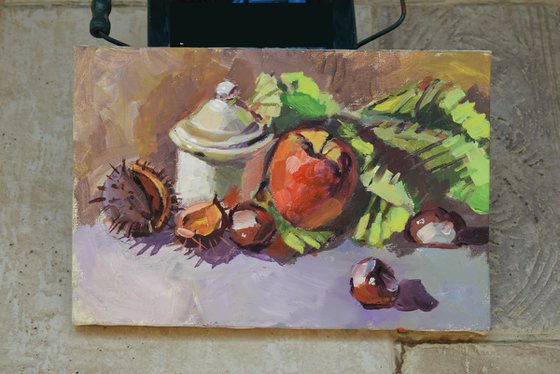 Still life with chestnuts.