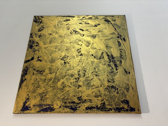 Echoes of Fire 70x70x2 cm