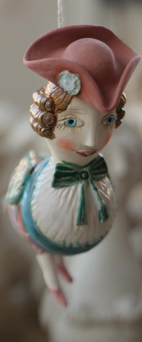 Spring Birdy. Tiny hanging sculpture by Elya Yalonetski