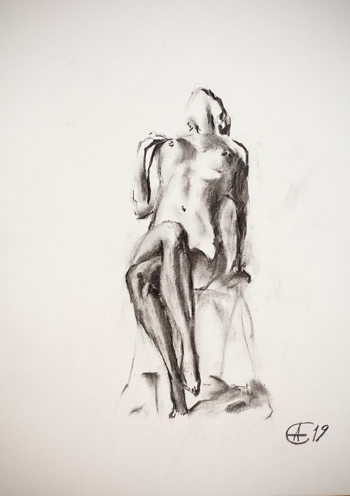 Nude in charcoal. 1. Black and white minimalistic female girl beauty body positive by Sasha Romm