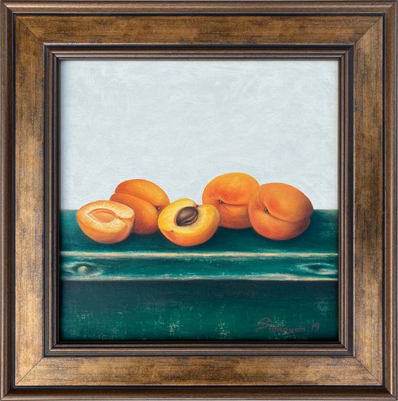 Still life- apricot (25x25cm, oil painting, ready to hang)