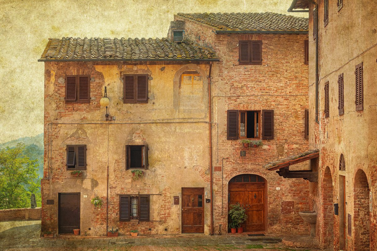 Photorealistic Cityscapes Photograph By Peter Zelei, 39 X 28", Old Town In Tuscany, Original Artwork