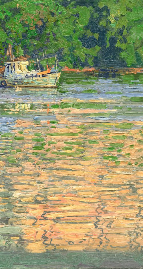 A small boat on the Moskva River by Simon Kozhin