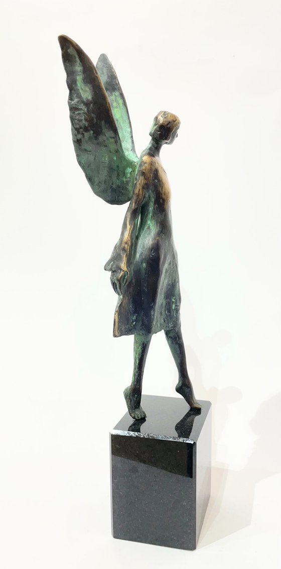 Walking Angel, no.(EA II/IV)