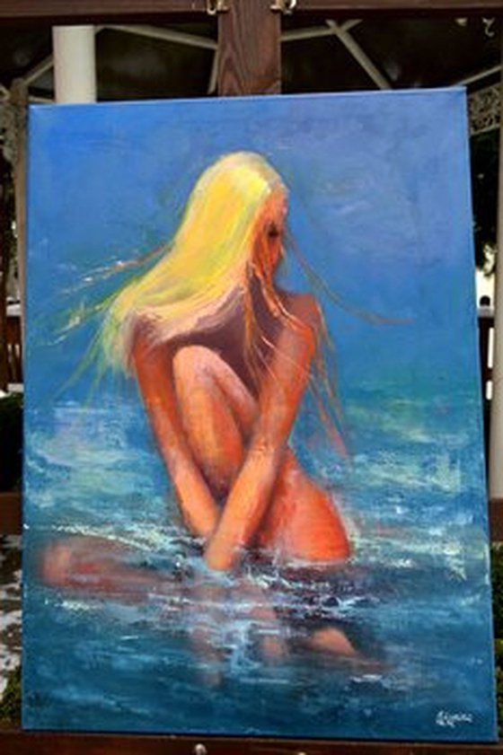 Solar Nymph: The Amber Glow