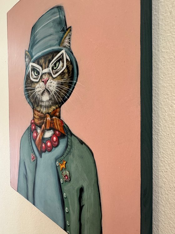 Phyliss the fashionable kitty