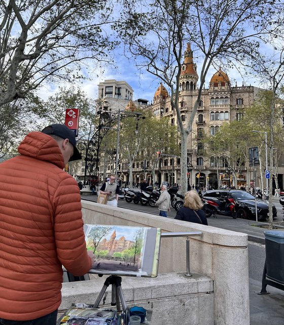 A walk through the picturesque streets of Barcelona