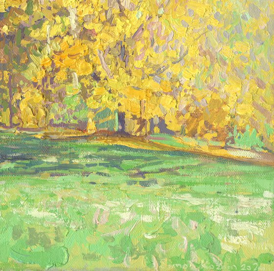 Oak tree in Tsaritsyno in October