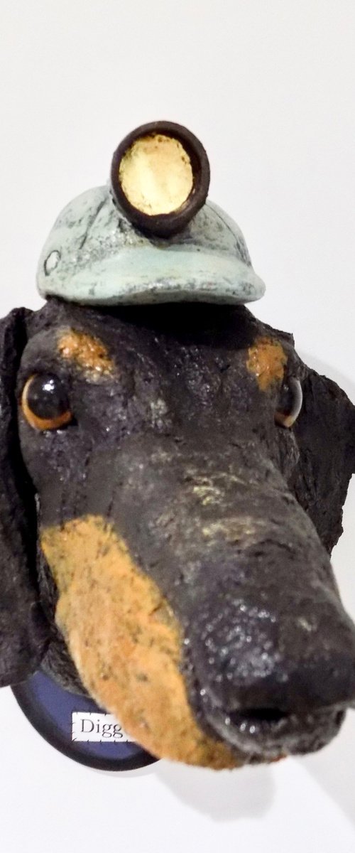 Dachshund sculpture named Digger by Victoria Coleman