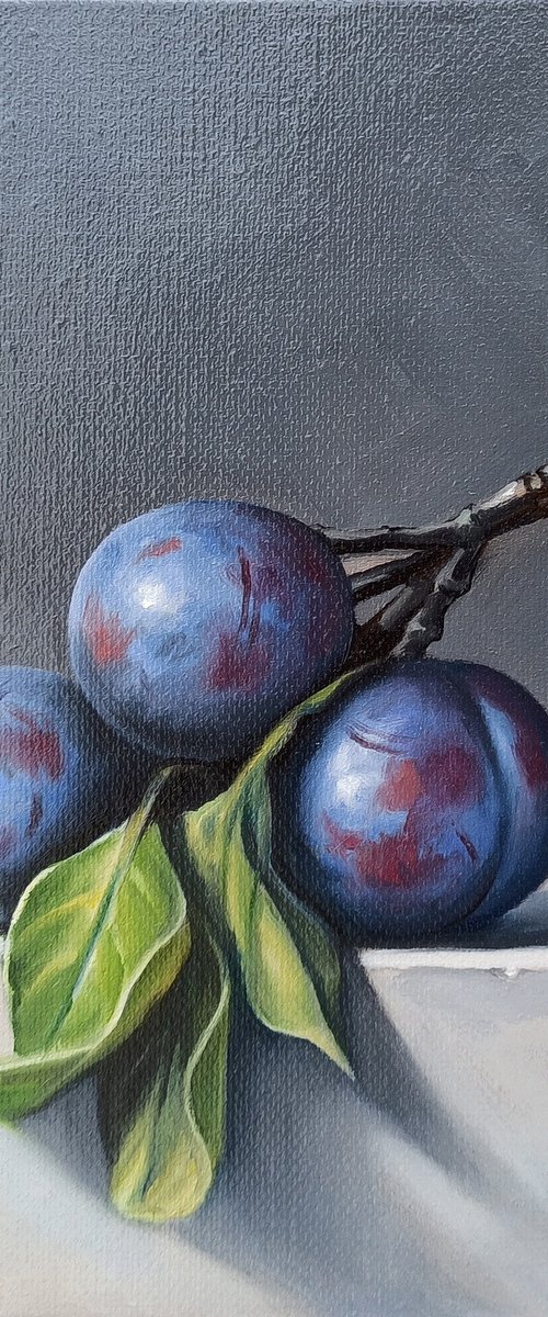 Velvet Blueberries by Tamar Nazaryan