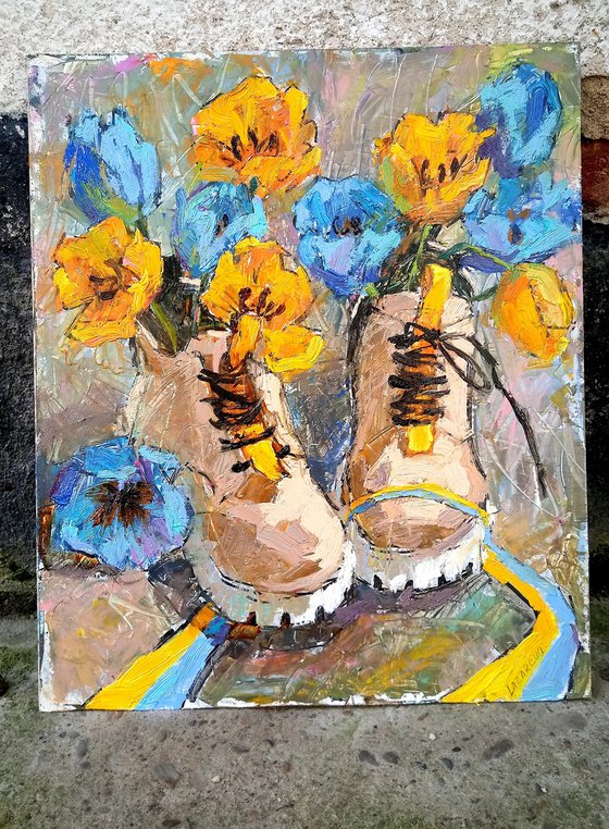 Boots with tulips