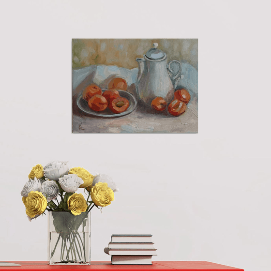 "Teapot with apricots"