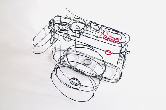 Leica camera wire sculpture