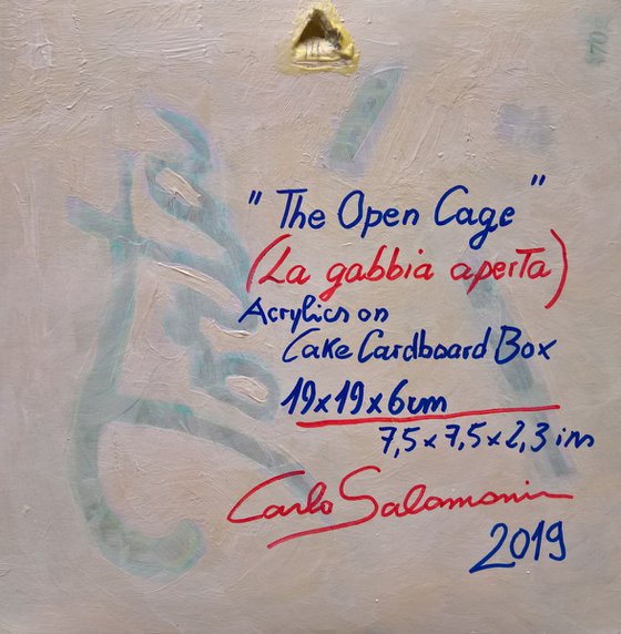 - THE OPEN CAGE - ( 19 x 19 x 6 cm )