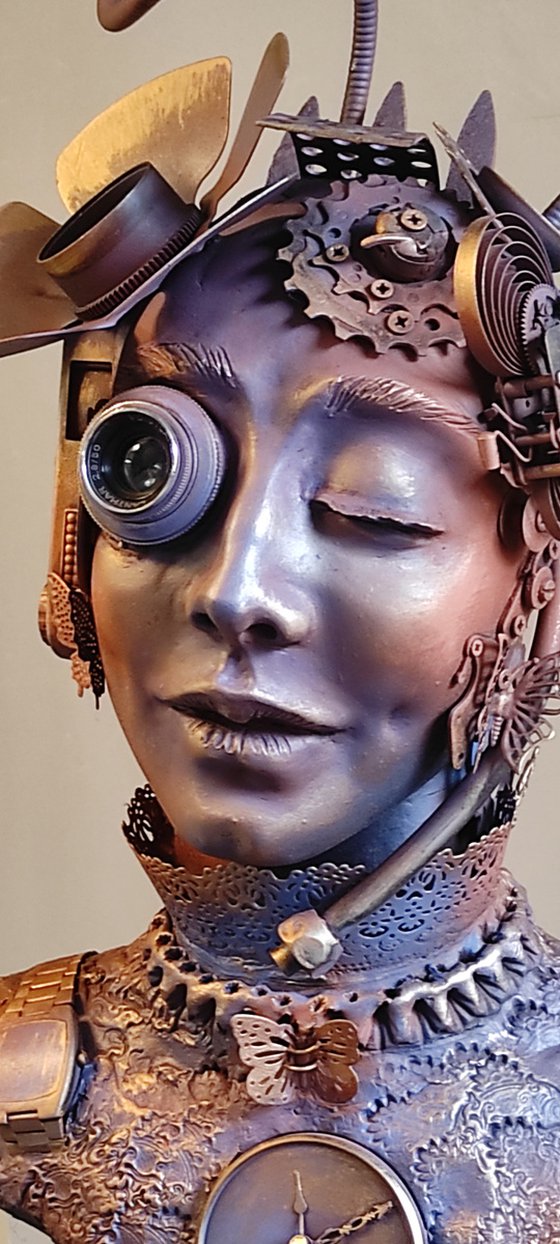 "Steam Punk Lady" Unique mixed media sculpture 90x35z30cm.