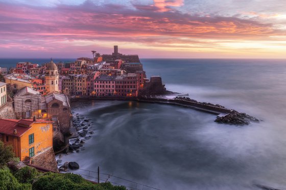 VISION AT SUNSET ON VERNAZZA