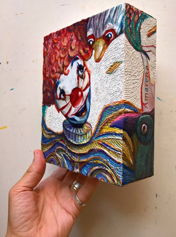 - AMARENA CLOWN - ( 20 x 17 x 6,5 cm )