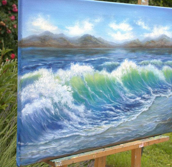 Blue sea waves