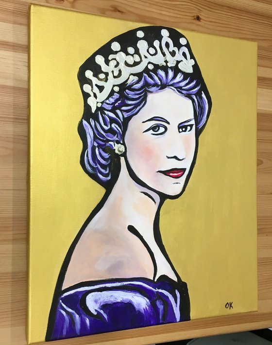 Her Majesty Queen Elizabeth II on the golden background.