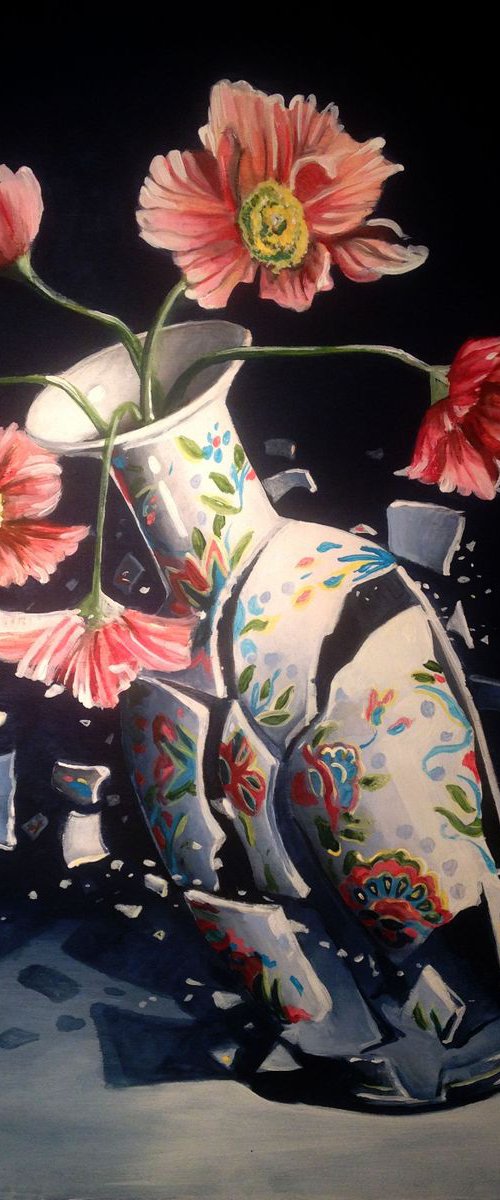 broke porcelane china by Valentina Toma' aka Zoe Chigi