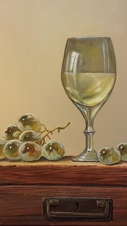 12 grapes by Diana Janson
