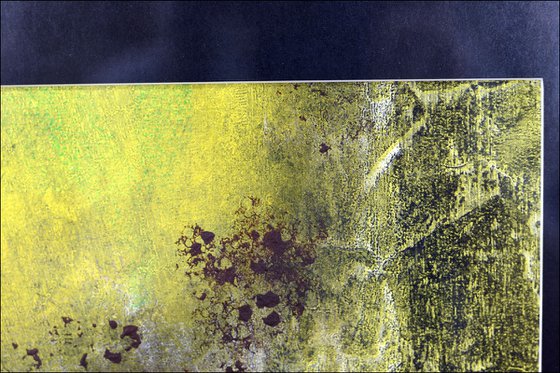Echoes of Dust