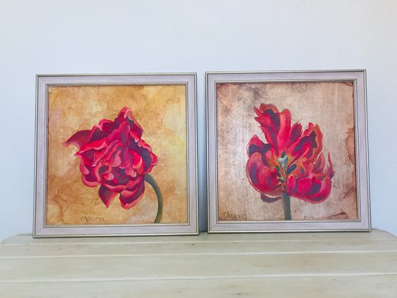 Scarlet Tulip on gold