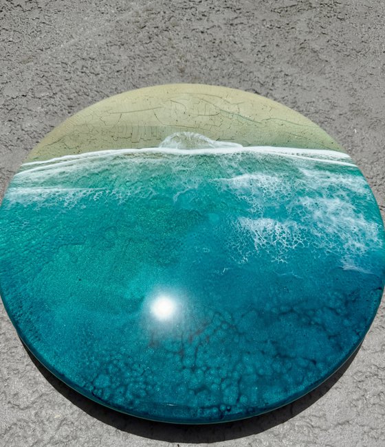 Round ocean #107
