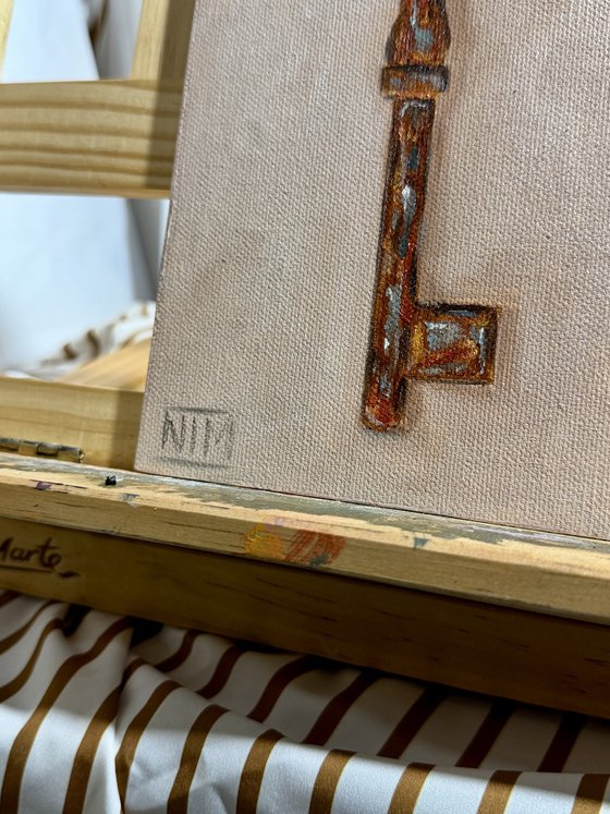 Antique Key 004