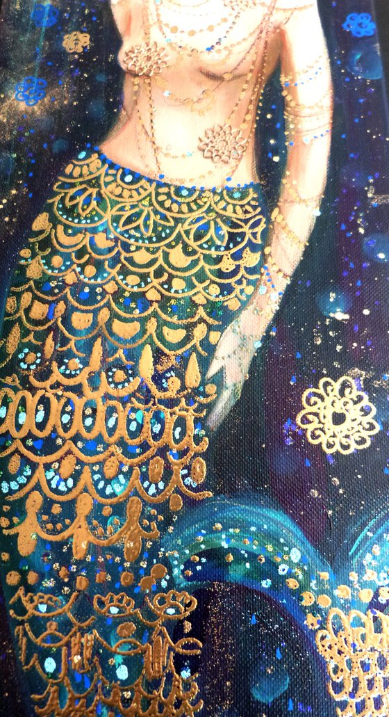 All the gold of mermaids 20 x60 cm.