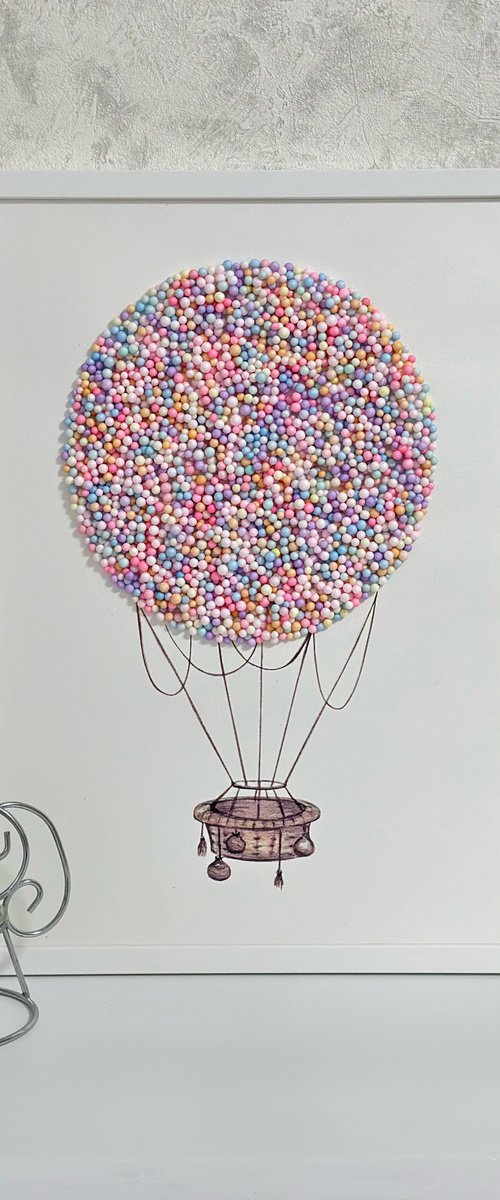 Colorful balloon by Luba Ostroushko