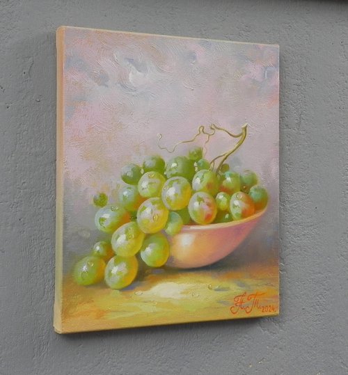 "Grapes" by Tetiana Novikova