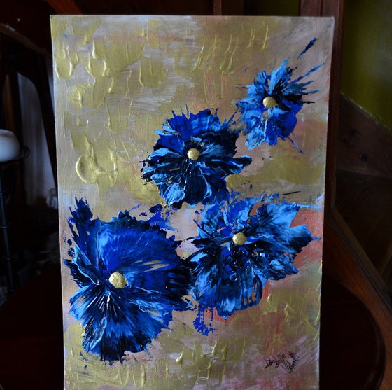 Blue -gold- copper flowers