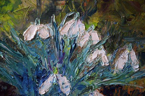 Round oil painting with palette knife Snowdrops