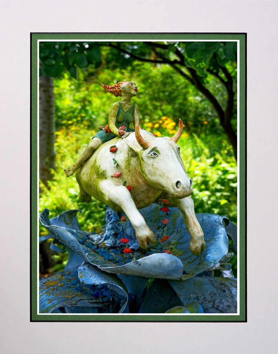 Lady on Bull sculpture by Robin Clarke