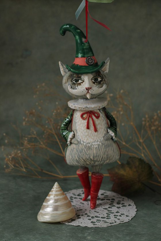 Puss in Boots - , SCULPTURED CERAMIC BELL DOLL 2017