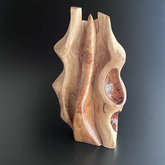 Wooden sculpture Baumperle1083